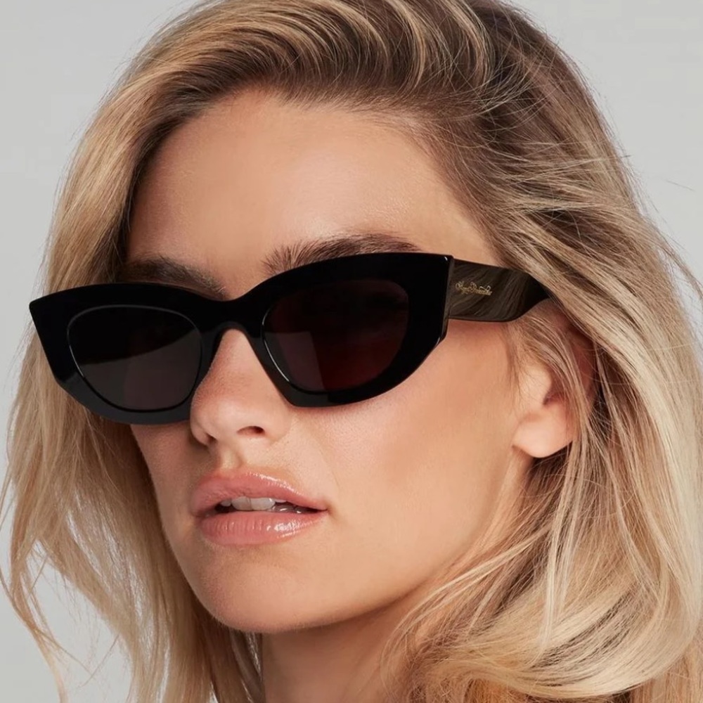 Agent Provocateur Kitti Sunglasses - Black